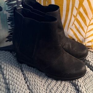 Sorel Women's Classic Black Ankle Boots